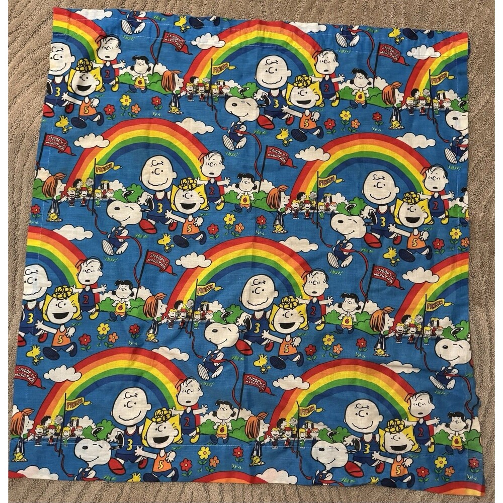 Vintage Peanuts Snoopy Window Curtain Shade Rainbow Marathon